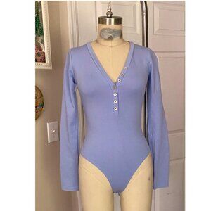 FOREVER 21 Lavender Stretch long sleeve Stretch Bodysuit Blouse Shirt *SMALL*
